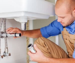 About Emergency plumbing pros Dedham, IA